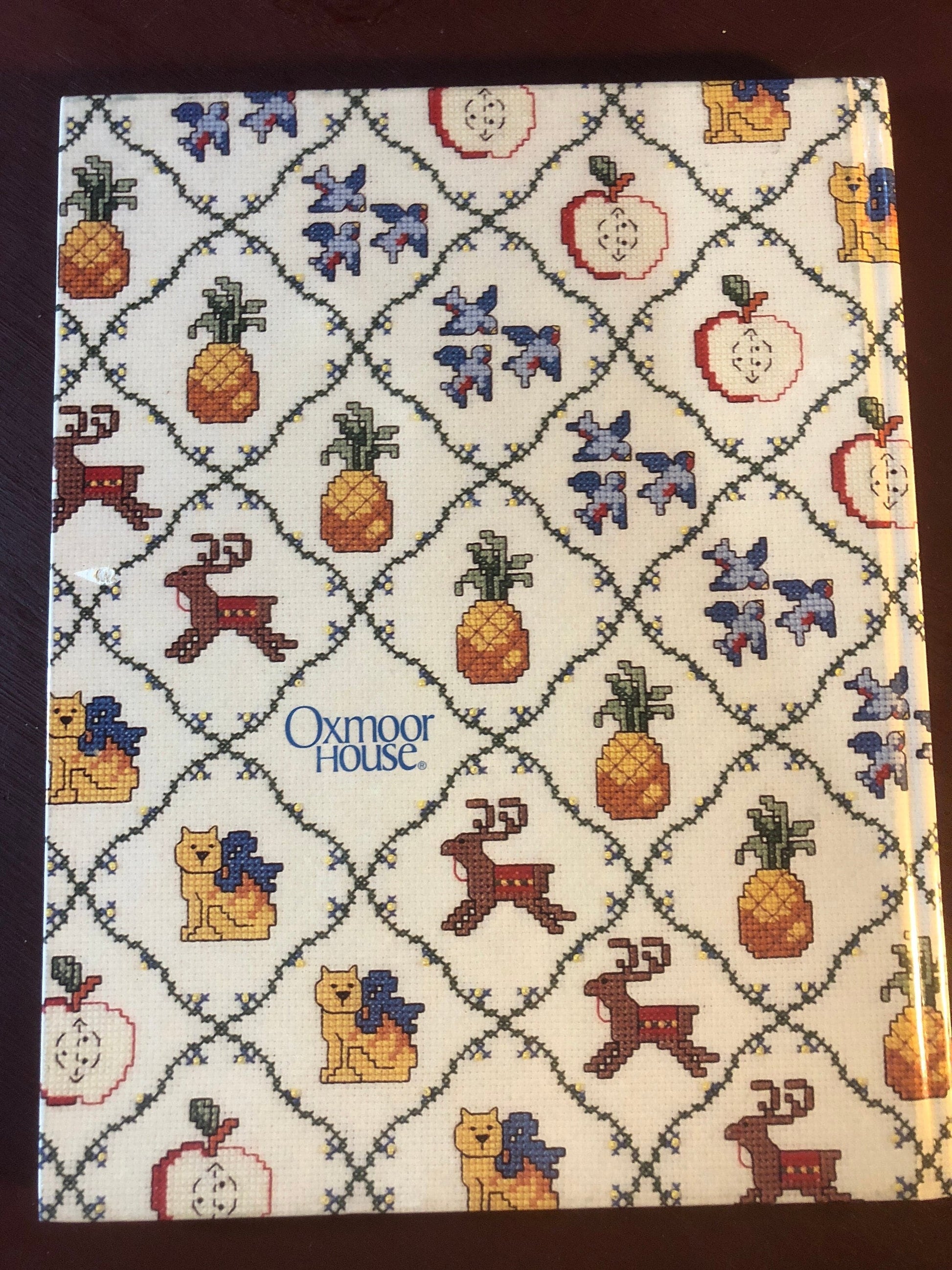 Vanessa - Ann&#39;s, Holidays In Cross Stitch, 1988, Vintage, Hard Cover, Cross Stitch, Pattern Book