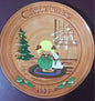 Pennington Pottery Christmas  signed by artist Vintage 1977 handcrafted plate with plate hanger holes