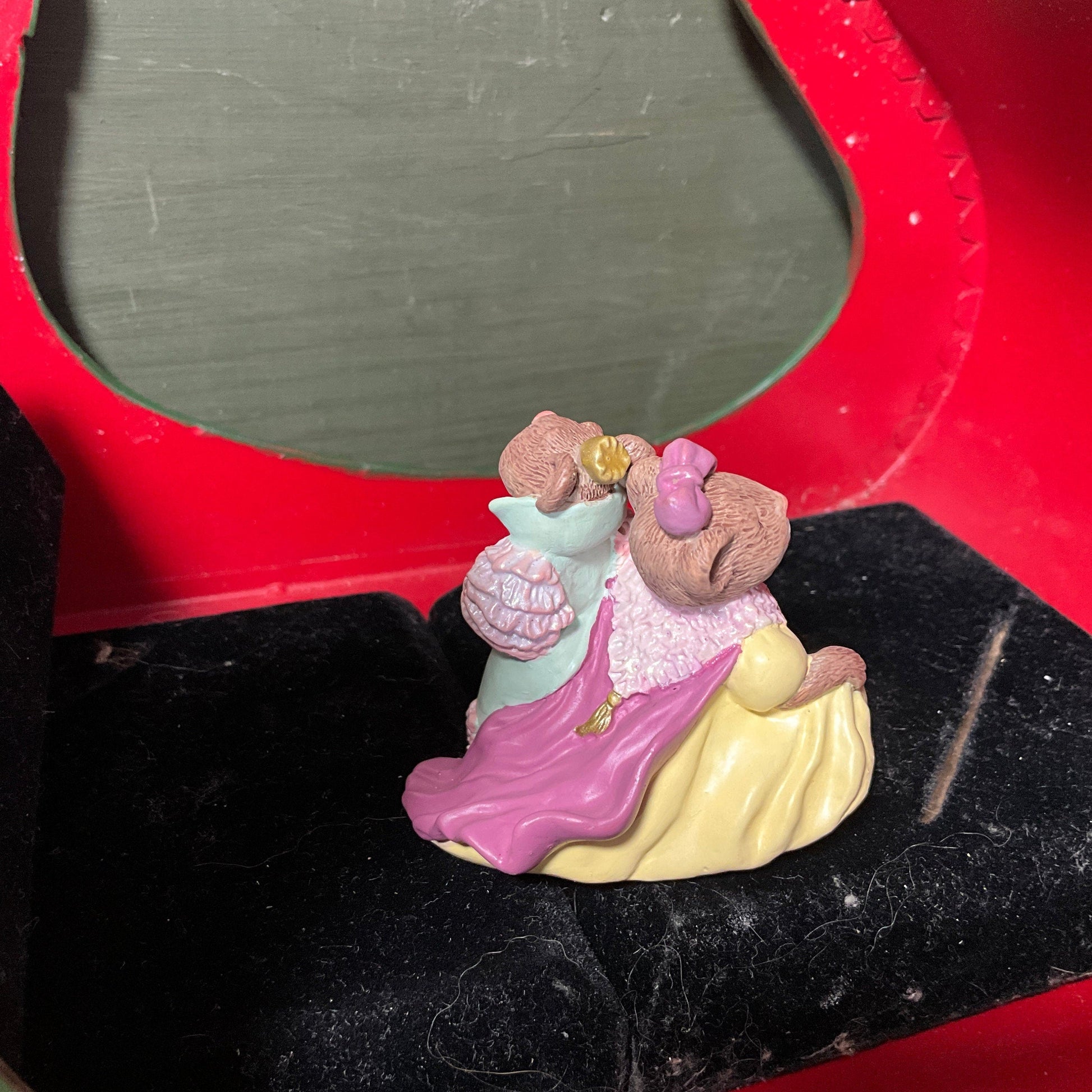 Hallmark Collector&#39;s Club choice Keepsake Of Membership Ornaments see pictures and variations*