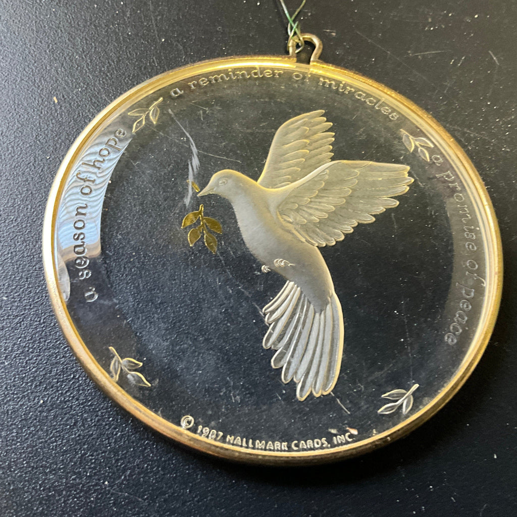 Hallmark Promise of Peace dated 1997 Acrylic w/ brass frame Keepsake Ornament QX3749*
