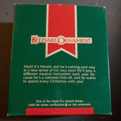 Hallmark, Hark It&#39;s Herald #1, Dated 1989, Keepsake Ornament, QX4555