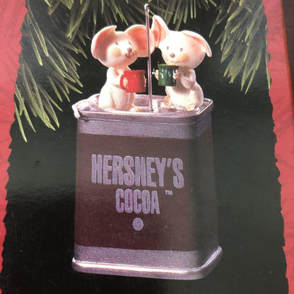 Hallmark, Warm and Special Friends, Hershey, Dated 1993, Keepsake Ornament, QX5895*