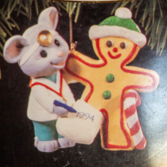 Hallmark, Caring Doctor, Dated 1994, Keepsake Ornament