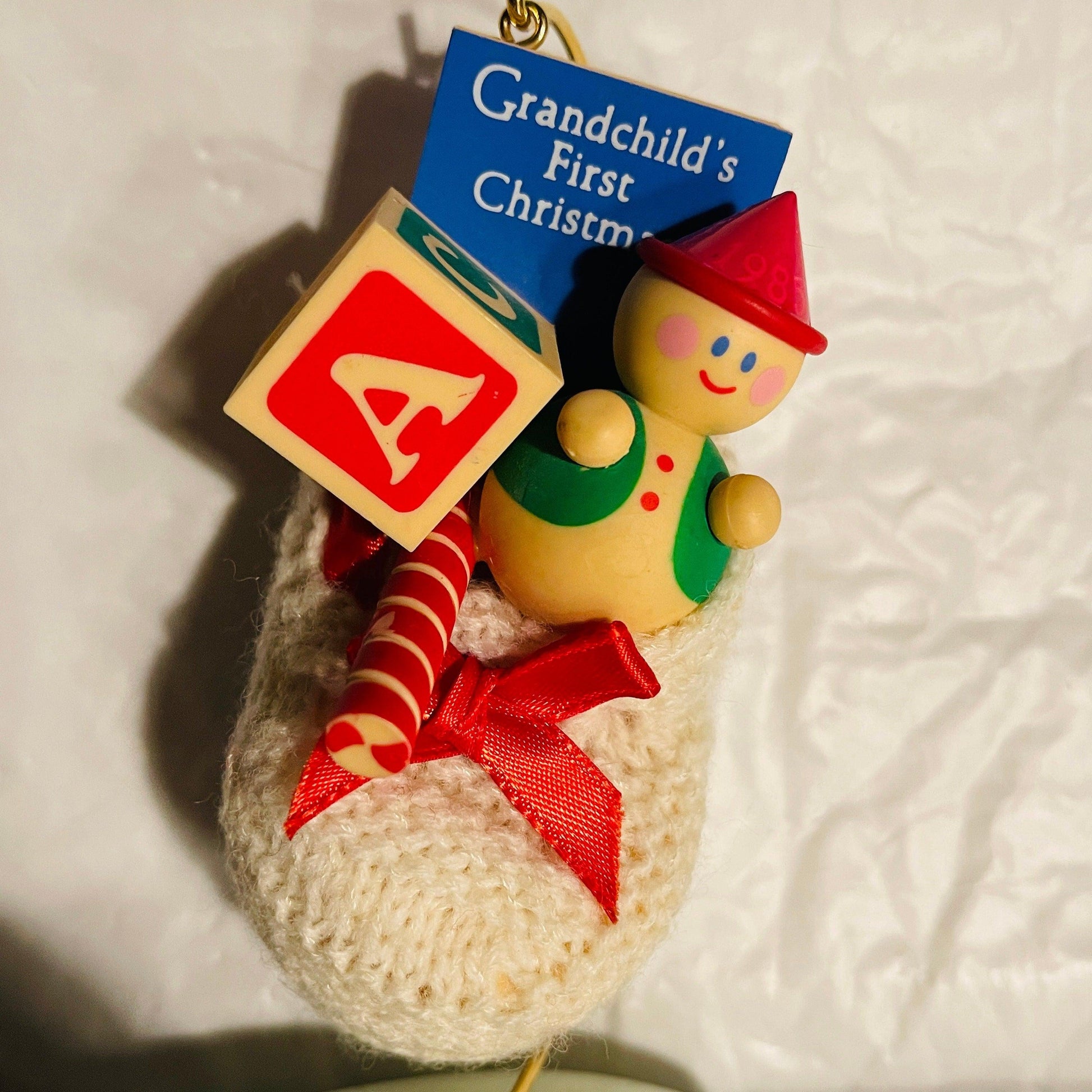 Hallmark, Grandchild&#39;s First Christmas, Vintage 1985, Keepsake Ornament, QX4955*