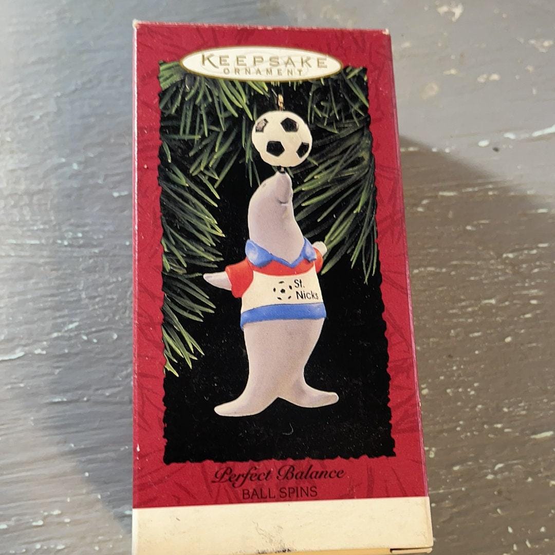 Hallmark, Perfect Balance - ball spins!, Dated 1995, Keepsake Ornament, QX5927